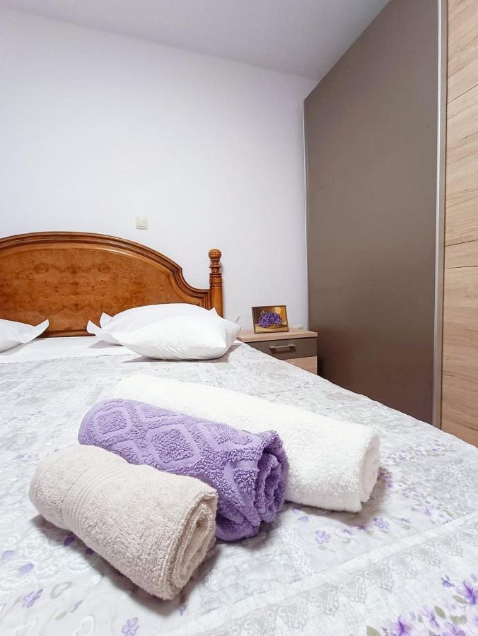 Apartment Glavaric Омиш Экстерьер фото