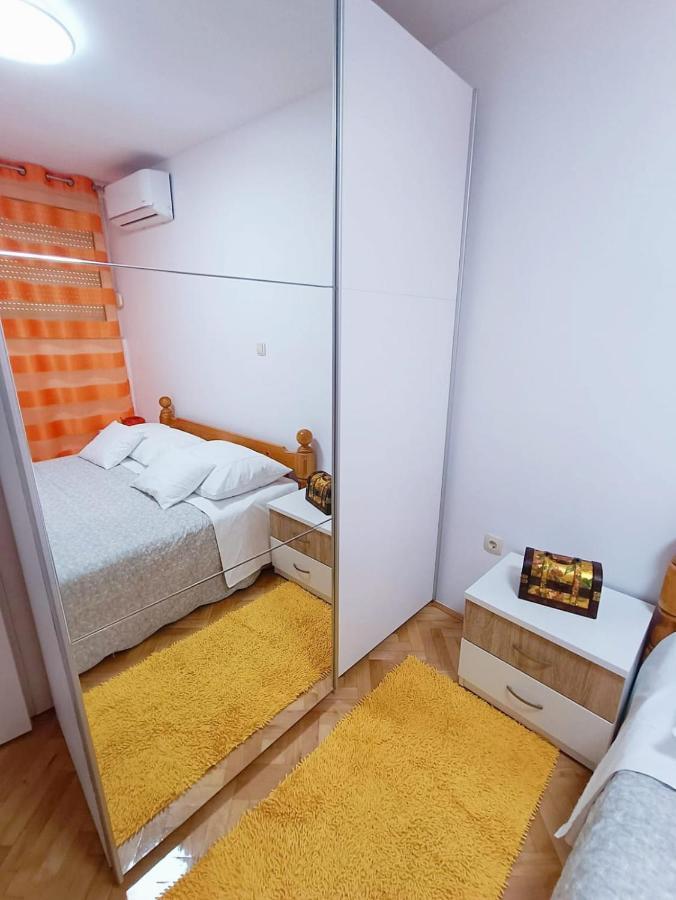 Apartment Glavaric Омиш Экстерьер фото