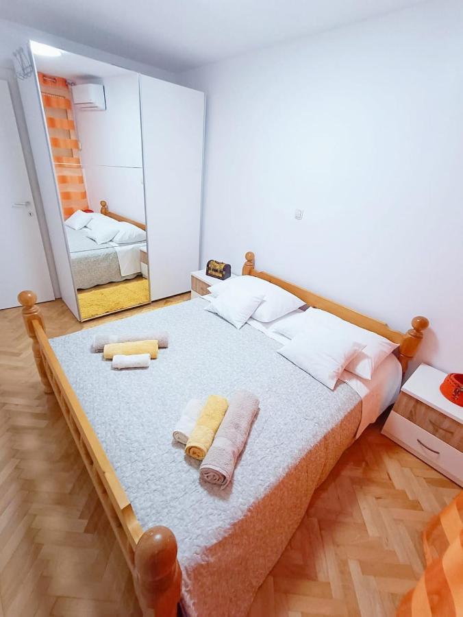 Apartment Glavaric Омиш Экстерьер фото
